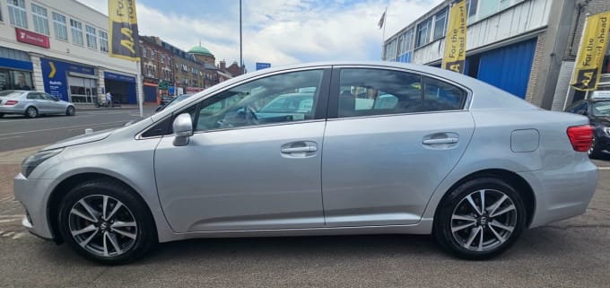 2025 Toyota Avensis