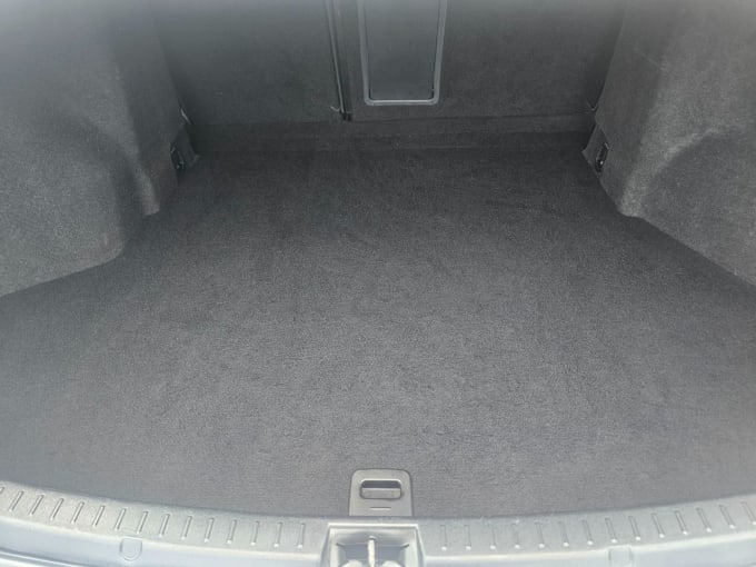 2025 Toyota Avensis