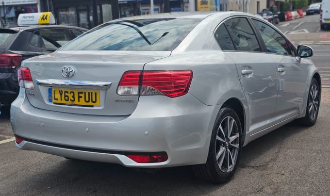 2025 Toyota Avensis