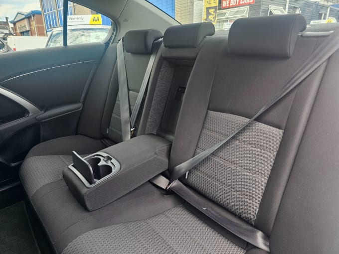 2025 Toyota Avensis