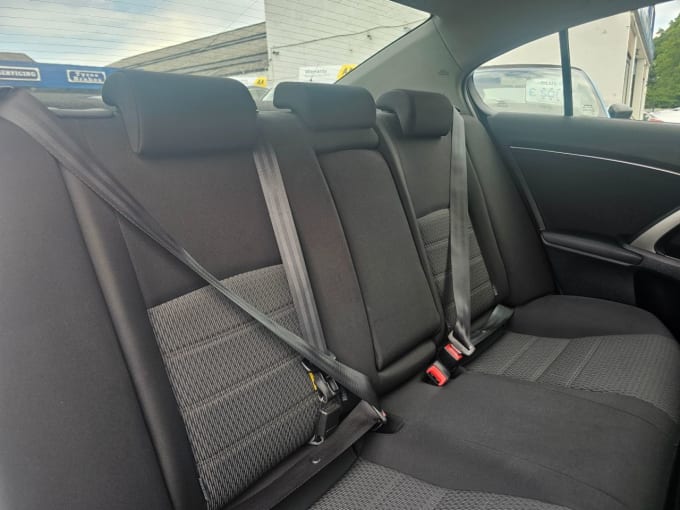 2025 Toyota Avensis