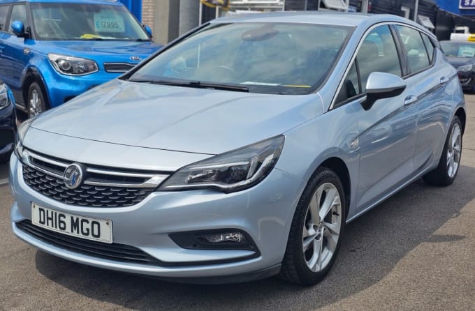 2025 Vauxhall Astra