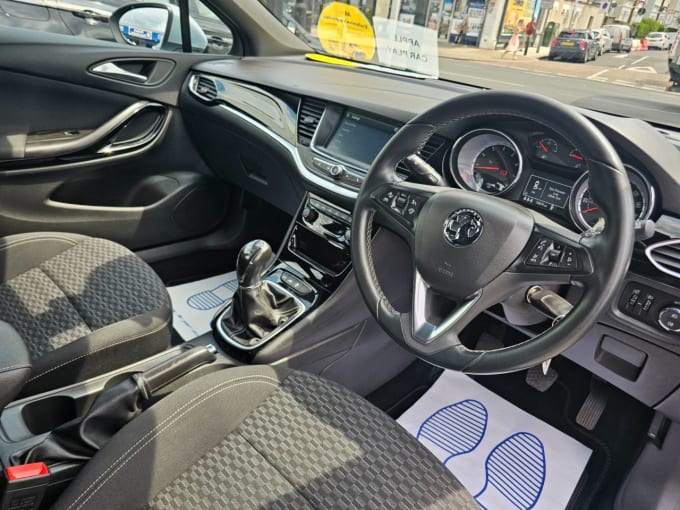 2025 Vauxhall Astra
