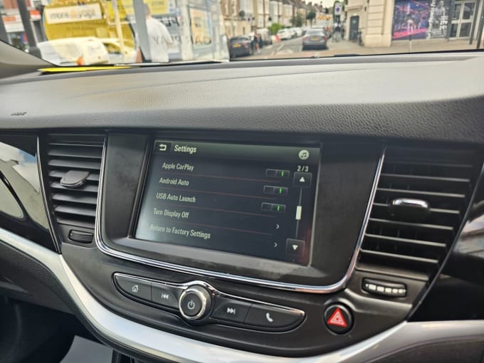 2025 Vauxhall Astra