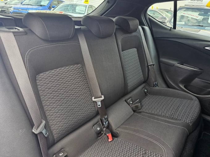 2025 Vauxhall Astra