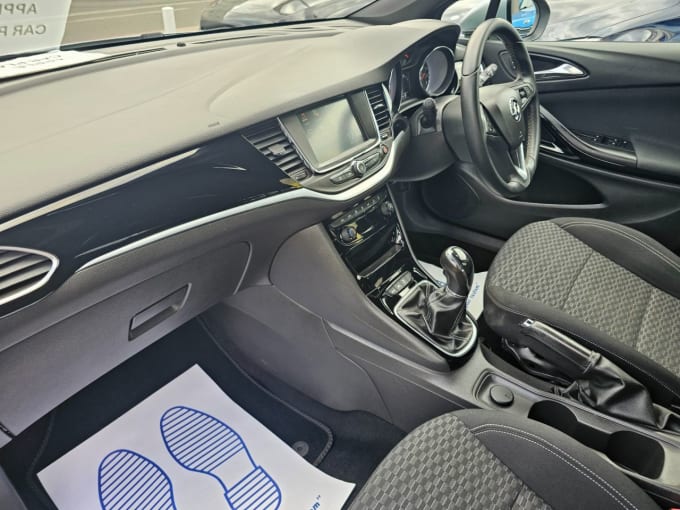 2025 Vauxhall Astra