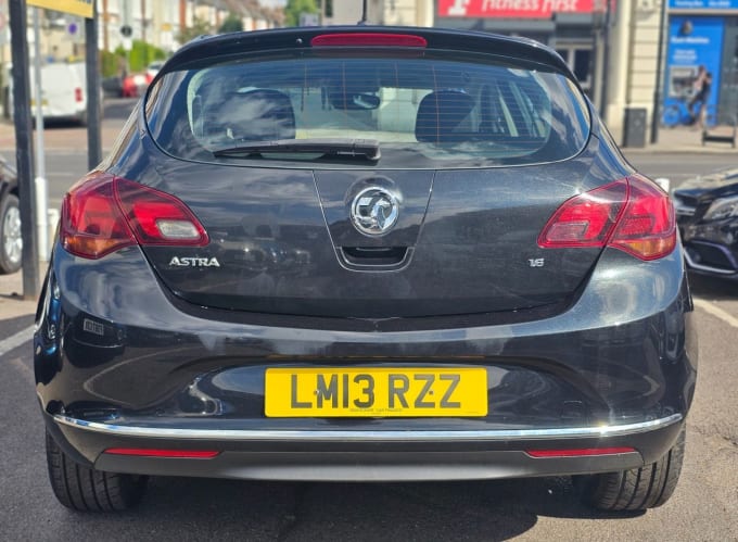 2025 Vauxhall Astra