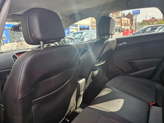 2025 Vauxhall Astra