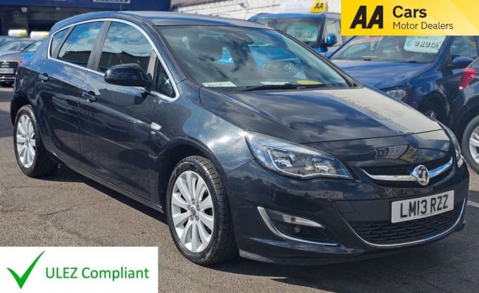 2025 Vauxhall Astra