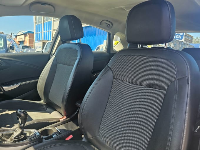2025 Vauxhall Astra