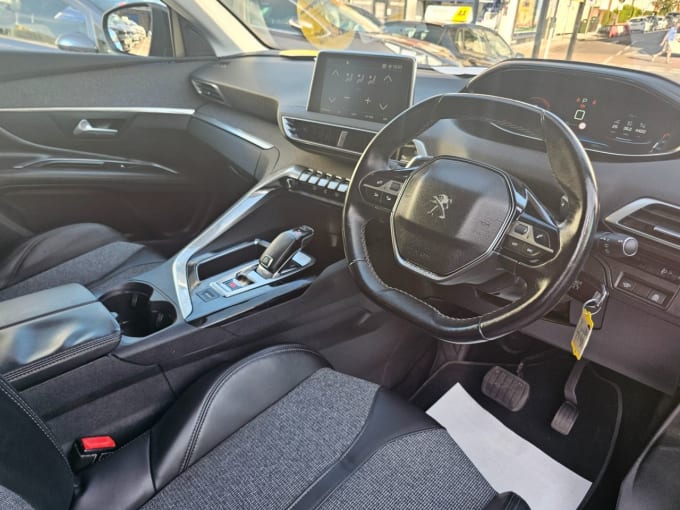 2025 Peugeot 3008