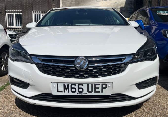 2025 Vauxhall Astra