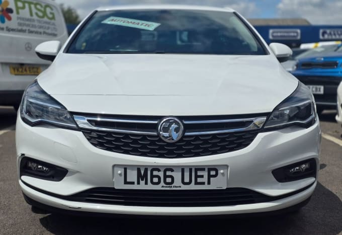 2025 Vauxhall Astra