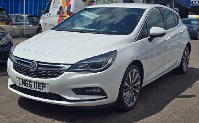 2025 Vauxhall Astra