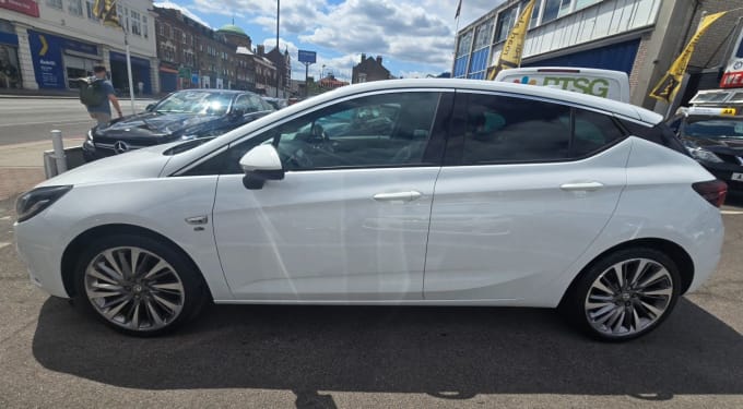 2025 Vauxhall Astra