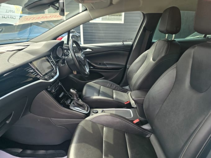 2025 Vauxhall Astra
