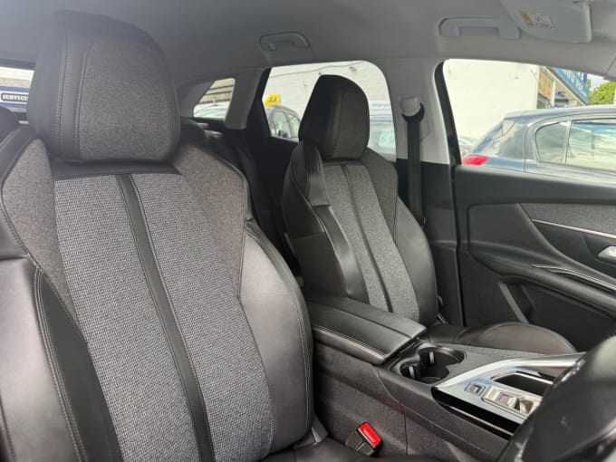 2025 Peugeot 3008