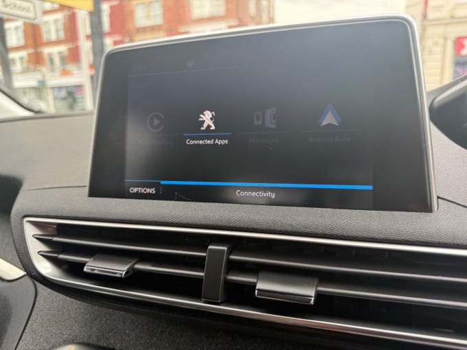 2025 Peugeot 3008