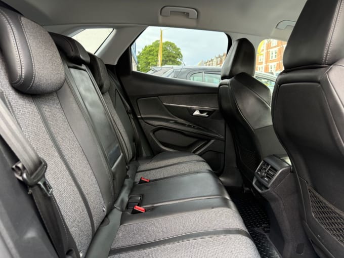 2025 Peugeot 3008