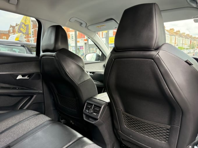 2025 Peugeot 3008