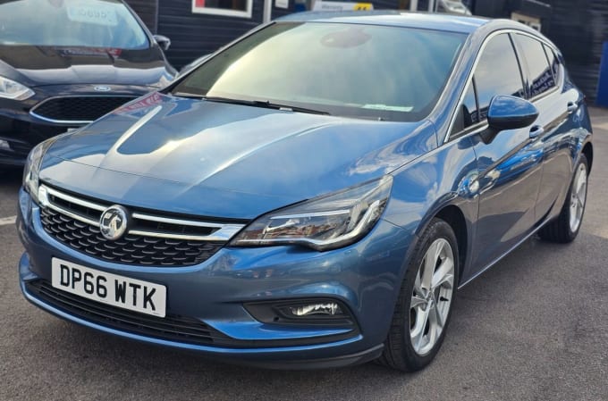 2025 Vauxhall Astra
