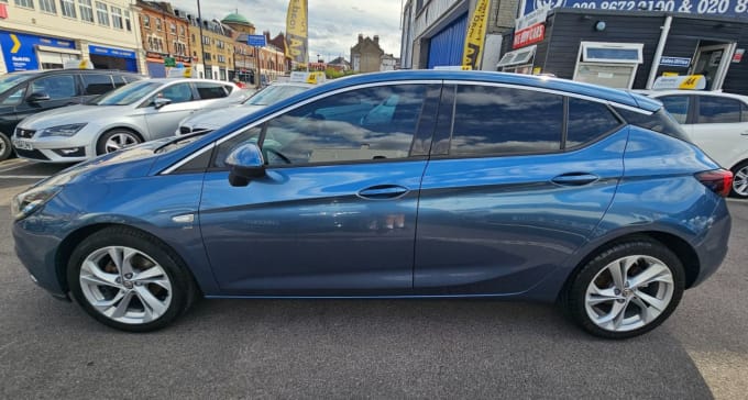 2025 Vauxhall Astra