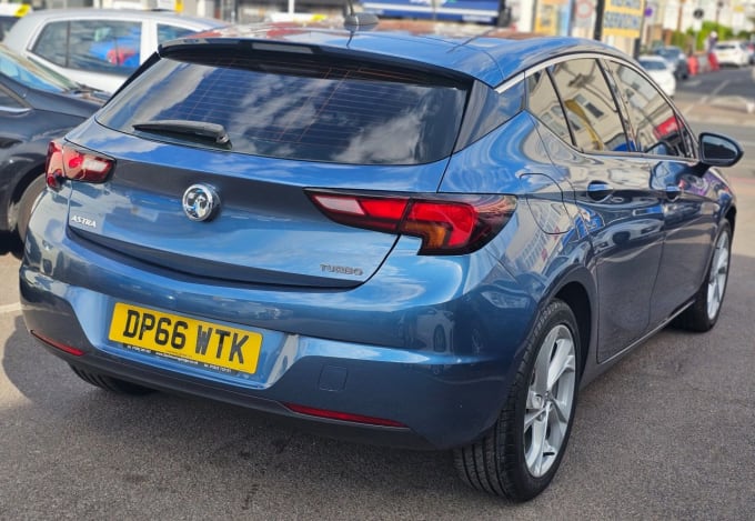 2025 Vauxhall Astra