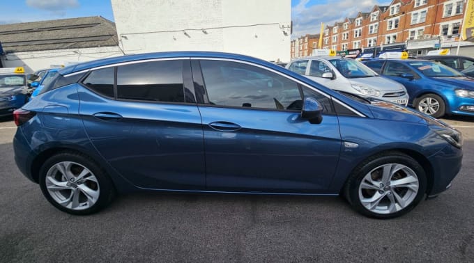 2025 Vauxhall Astra