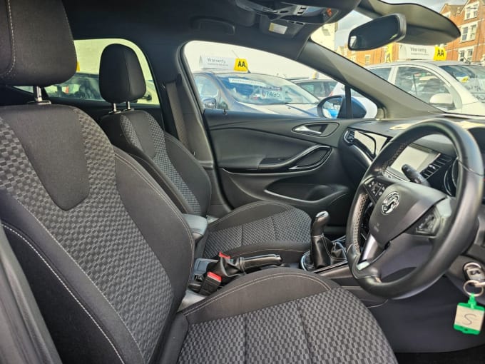 2025 Vauxhall Astra