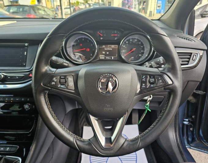 2025 Vauxhall Astra