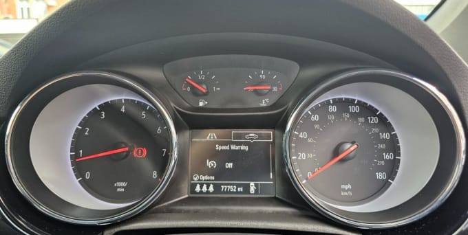 2025 Vauxhall Astra