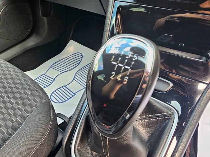 2025 Vauxhall Astra