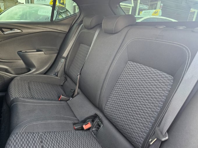 2025 Vauxhall Astra