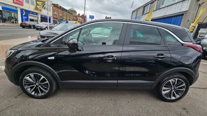 2025 Vauxhall Crossland X