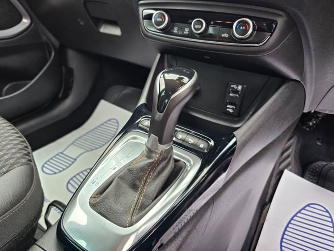 2025 Vauxhall Crossland X