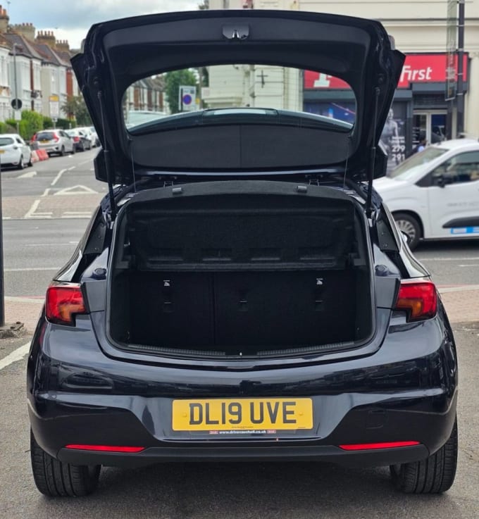 2025 Vauxhall Astra
