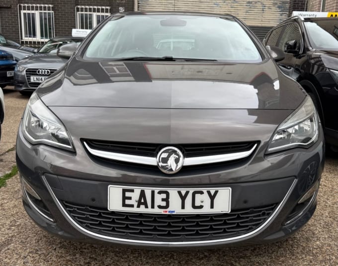 2025 Vauxhall Astra