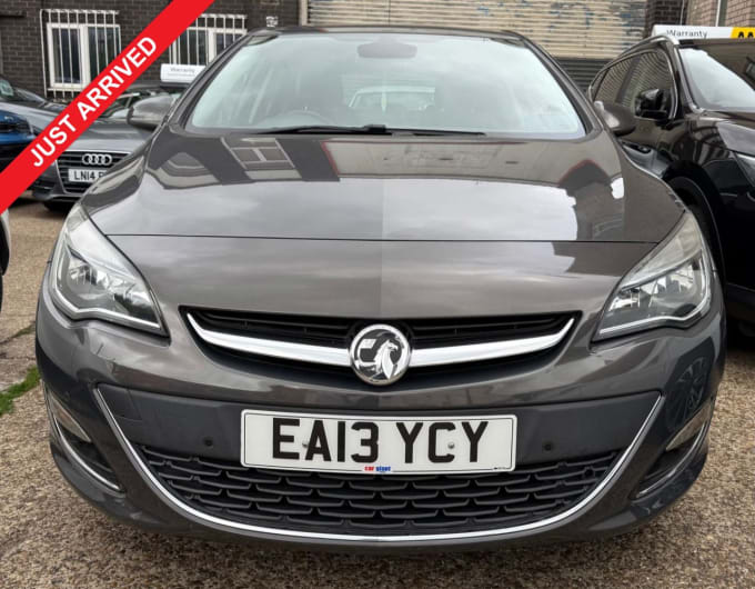2025 Vauxhall Astra