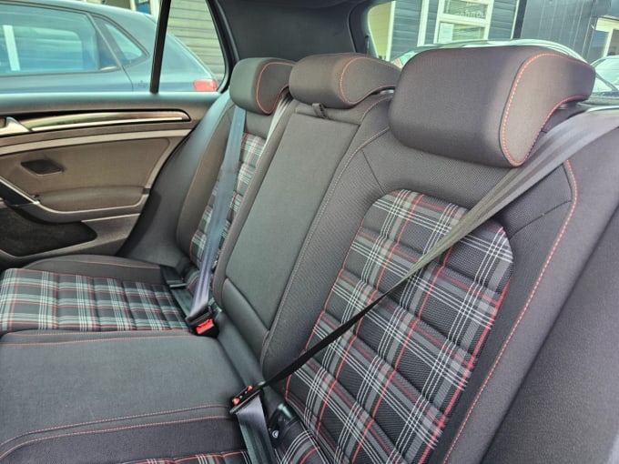 2025 Volkswagen Golf