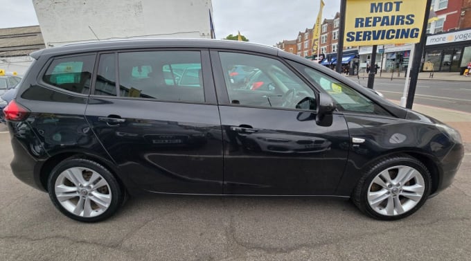 2025 Vauxhall Zafira Tourer