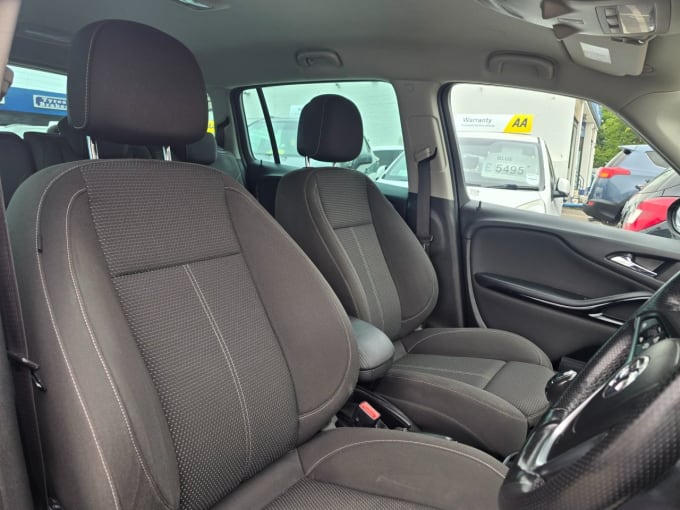 2025 Vauxhall Zafira Tourer