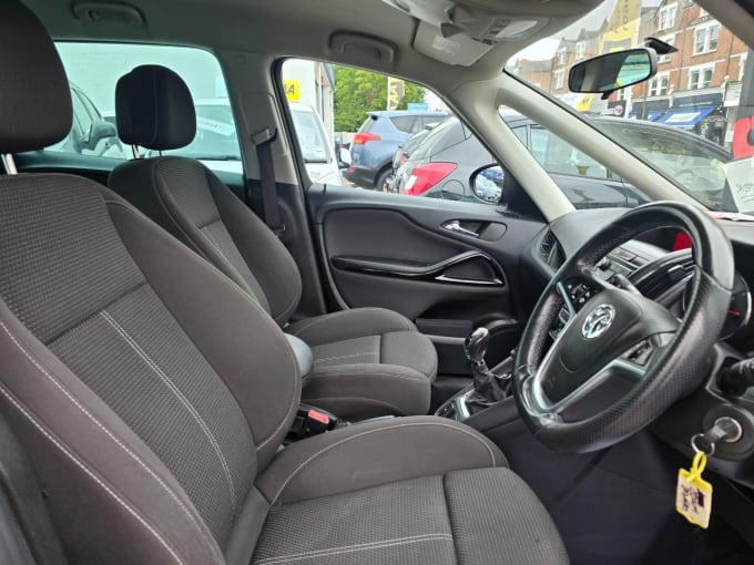 2025 Vauxhall Zafira Tourer