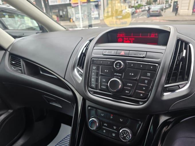 2025 Vauxhall Zafira Tourer
