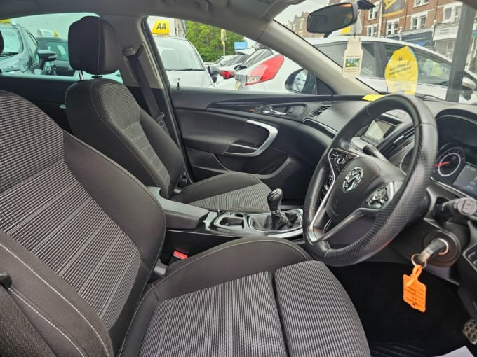 2025 Vauxhall Insignia