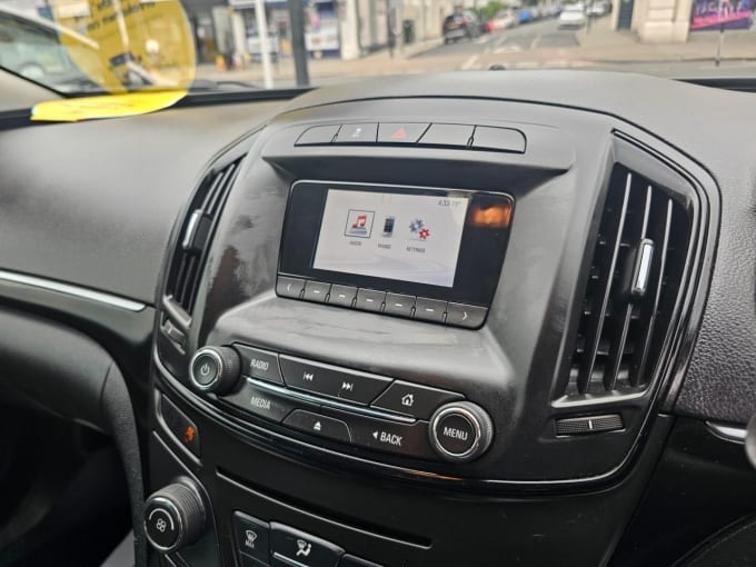 2025 Vauxhall Insignia