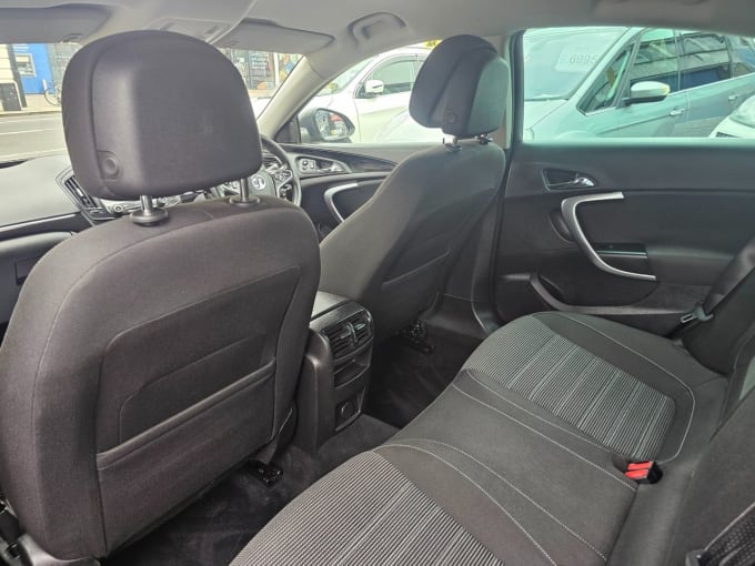 2025 Vauxhall Insignia