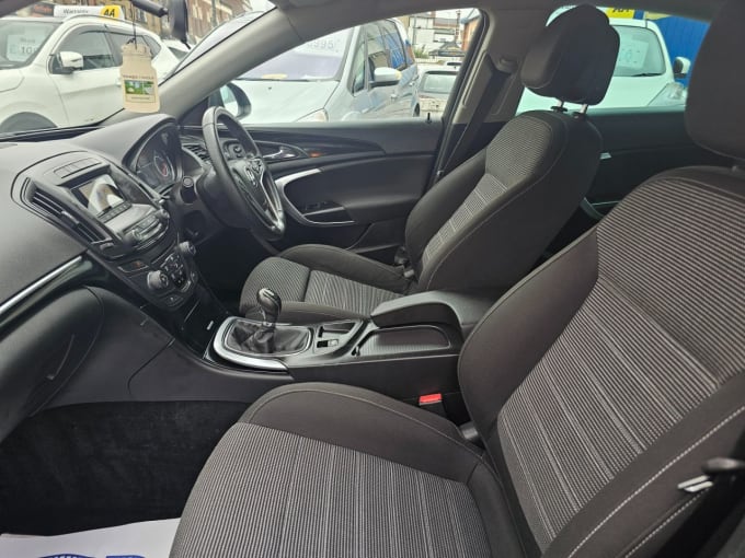 2025 Vauxhall Insignia