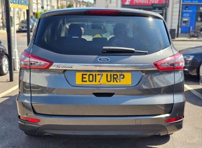 2025 Ford S-max