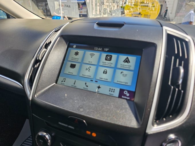 2025 Ford S-max