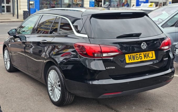 2025 Vauxhall Astra